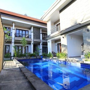 De Dukuh Guest House